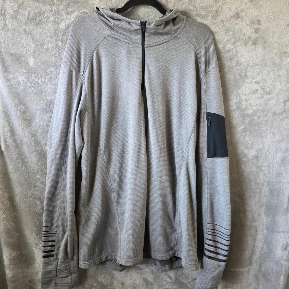 Brooks gray heathered zip up hoodie with black panels on sleeves Size L